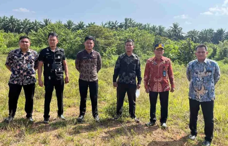 Kalapas Kotapinang Inspects New Land in Asam Jawa Village for Correctional Facility