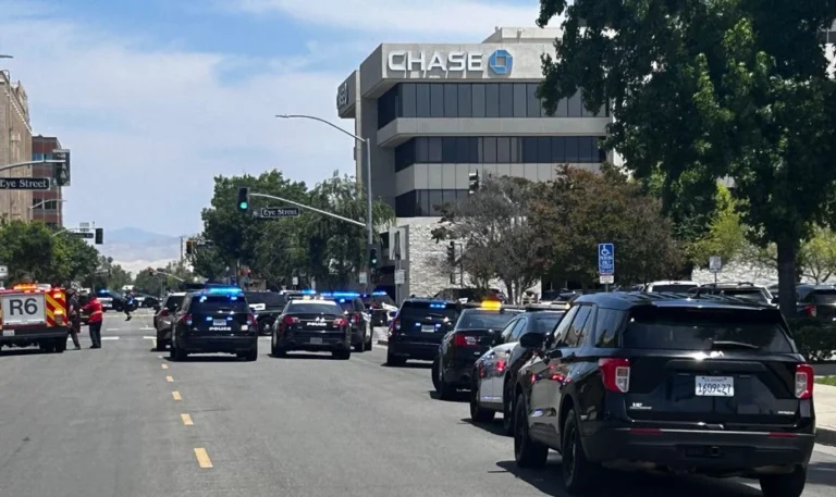 Security Emergency: Downtown Bakersfield Police Incident Prompts Strict Lockdown at City Hall and Surrounding Buildings