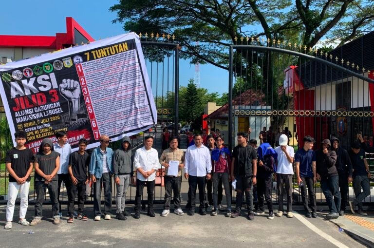 Labusel Student Coalition Demands High Prosecutor’s Action on Regent’s Alleged Graft, ₹36B Bridge Project Labusel Student Coalition Demands High Prosecutor's Action on Regent's Alleged Graft, ₹36B Bridge Project